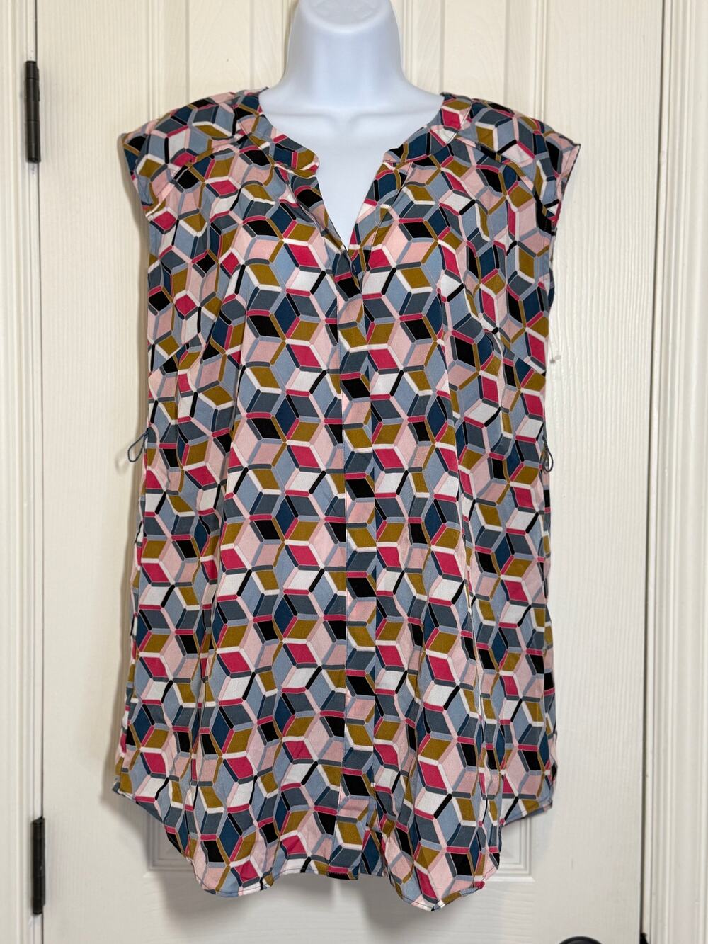 Motherhood Maternity Blouse S Geo Print Sleeveless Tunic Top